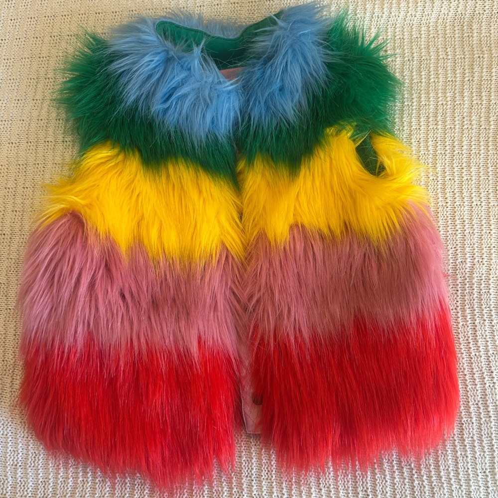 Mini Boden Rainbow Faux Fur Vest Size 2–3Y Very Good Condition